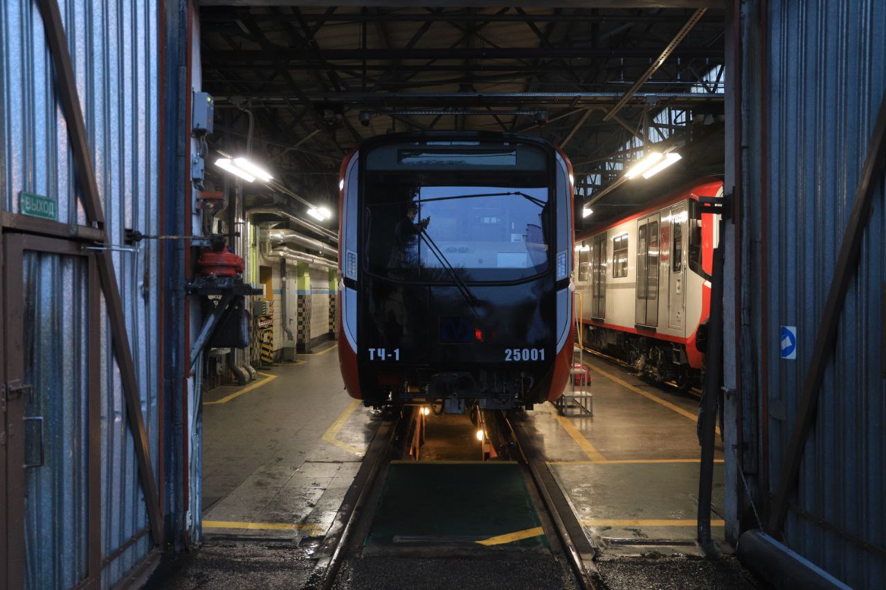 поезд метро балтиец санкт петербург