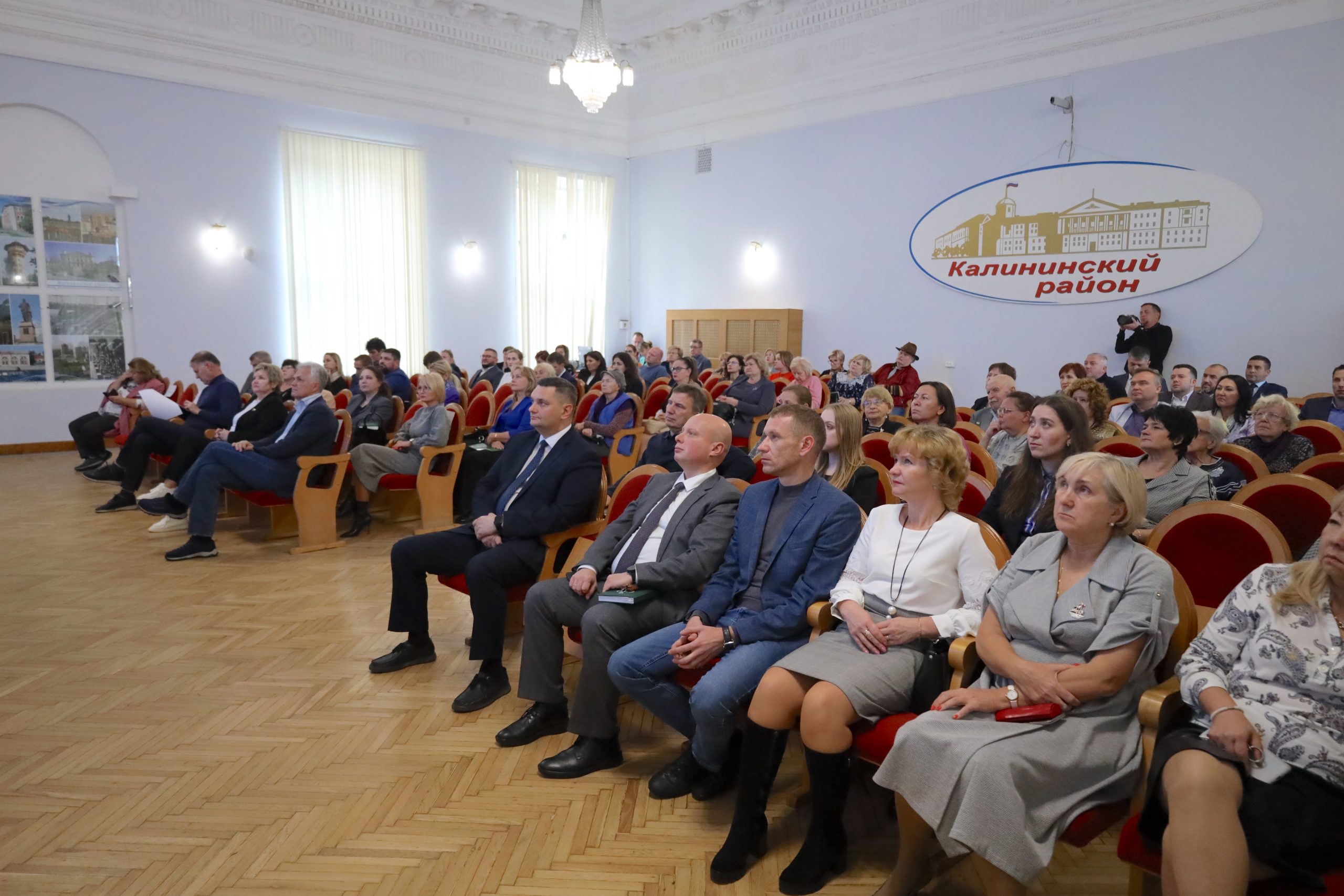 В Калининском районе прошли публичные слушания по проекту бюджета