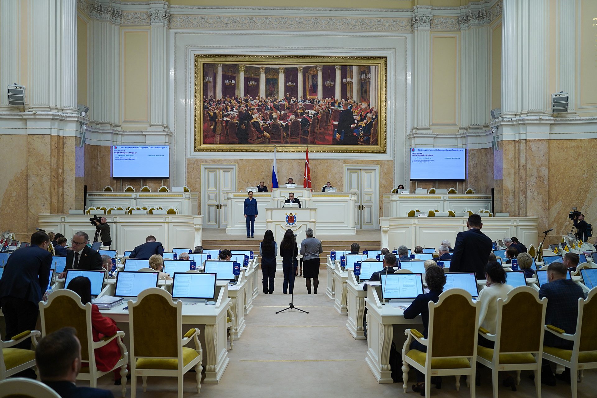 24 сентября 2025 года состоялось очередное заседание Законодательного Собрания Санкт-Петербурга