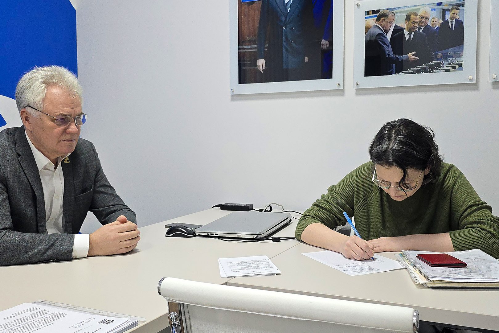 Депутат Владимир Носов провел личный прием граждан в Общественной приемной «Единой России»