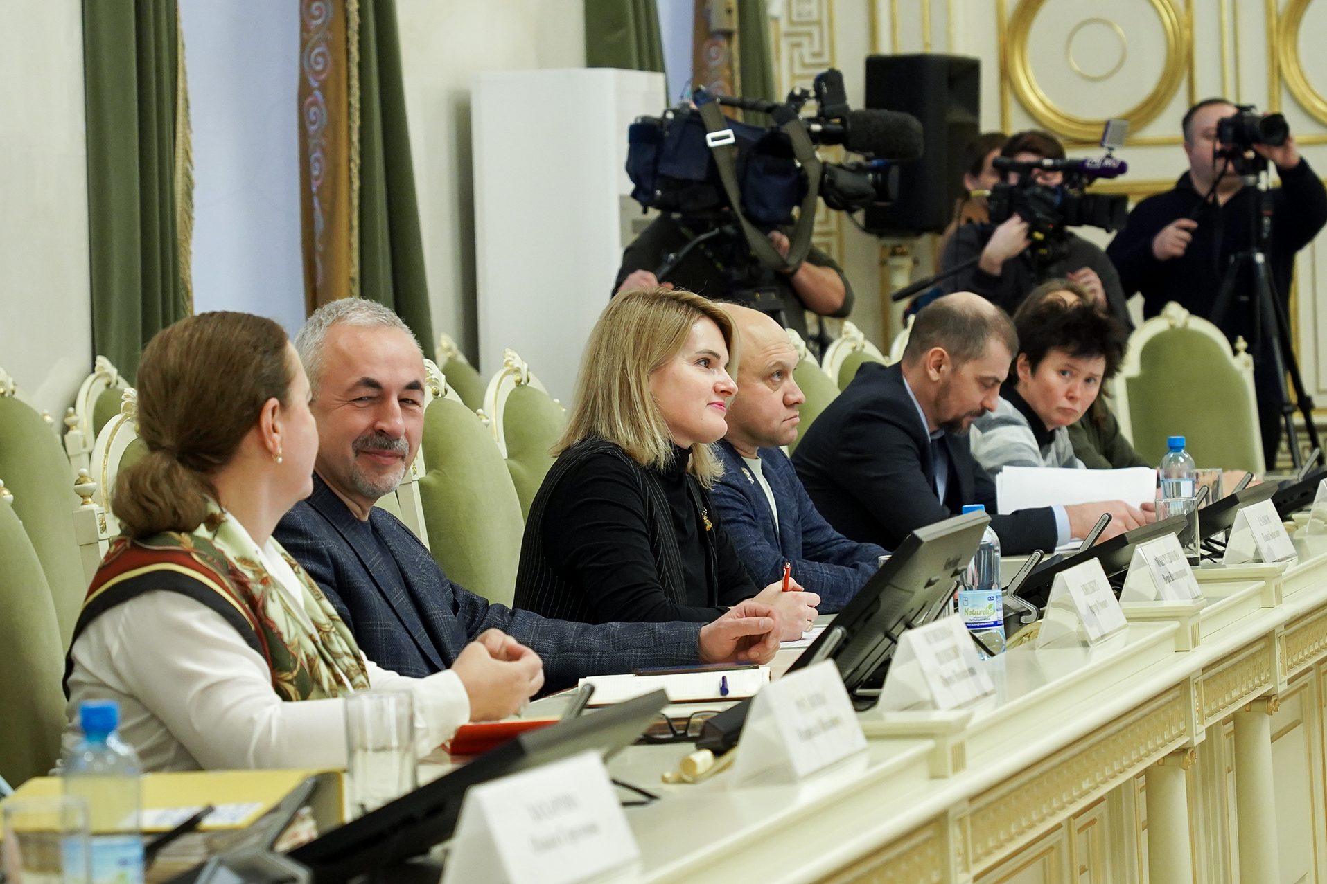 Защита культурного наследия: Законодательное Собрание Санкт-Петербурга обсудило проблему синантропных птиц