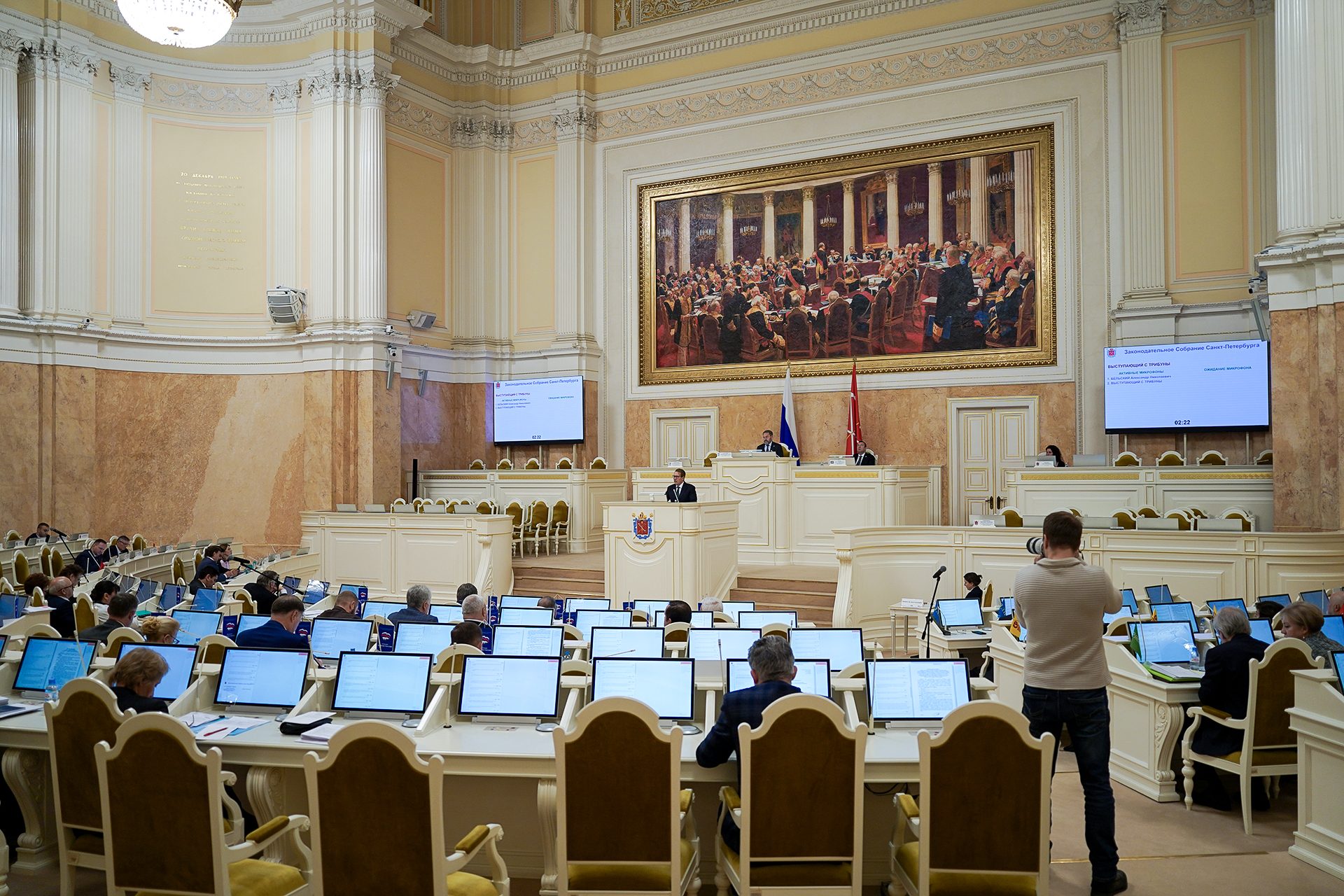10 декабря 2025 года состоялось очередное заседание Законодательного Собрания Санкт-Петербурга