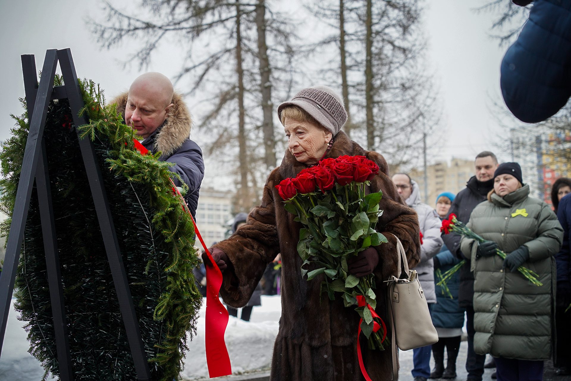 На Богословском кладбище почтили память защитников и жителей блокадного Ленинграда На Богословском кладбище почтили память защитников и жителей блокадного Ленинграда