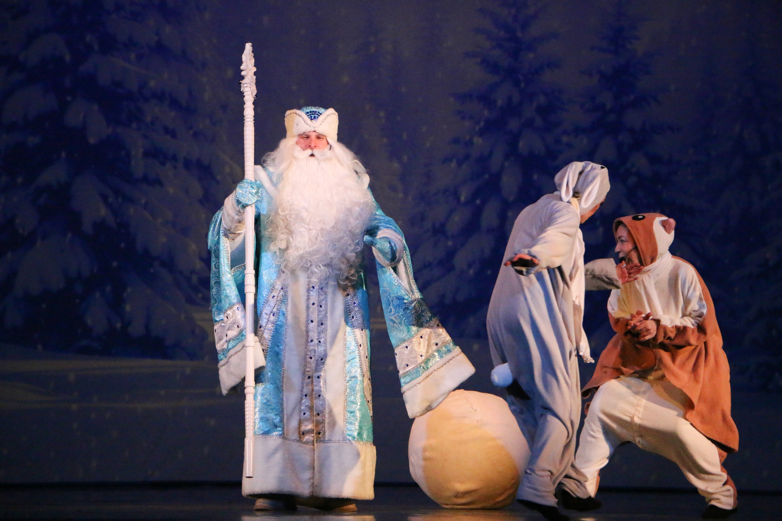 Рождественская сказка для жителей округа Прометей: в ДК им. Ленсовета прошли праздничные представления