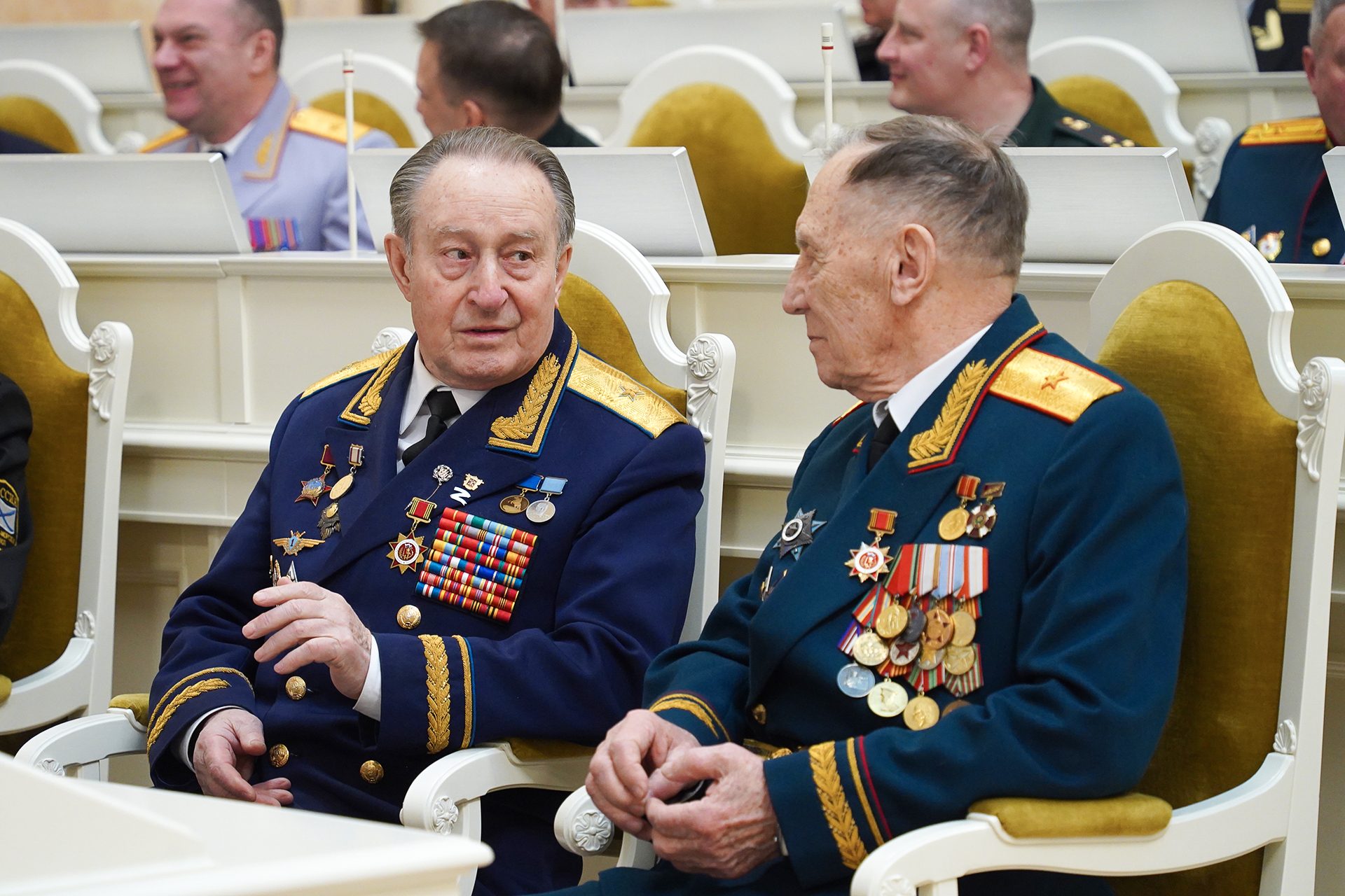 В Мариинском дворце состоялось торжественное чествование защитников Отечества В Мариинском дворце состоялось торжественное чествование защитников Отечества