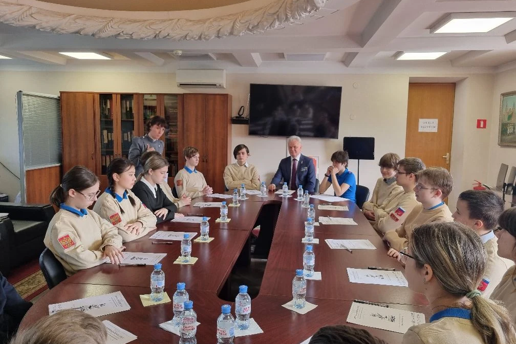 Участие в «Диктанте Победы» на Пискарёвском мемориале: сохранение исторической памяти – общий долг