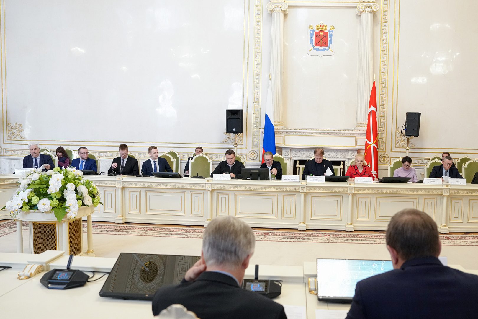 Комитет по законодательству поддержал инициативу о помощи НКО в поиске захоронений жертв геноцида советского народа