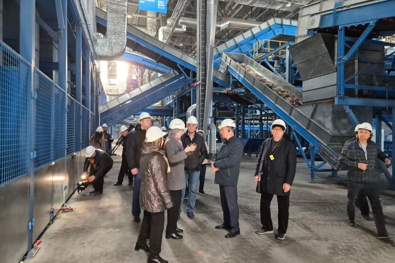 Комиссия по городскому хозяйству проверила работу комплекса по переработке отходов «Островский»