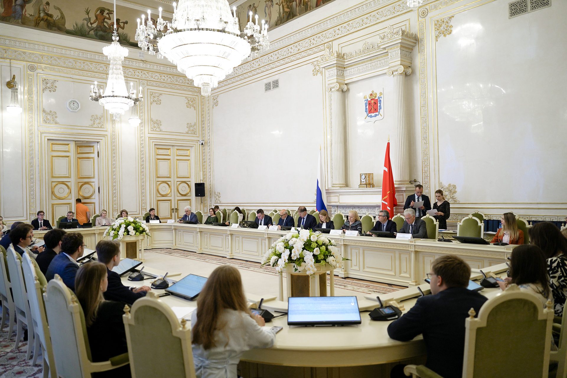 Петербургский парламент подвел итоги конкурса «Мой законопроект»