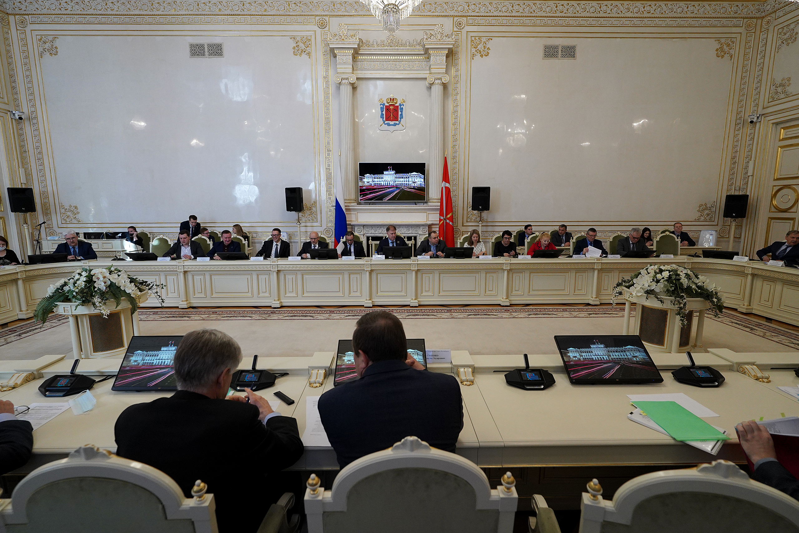 Депутаты обсудили роль МСУ в работе призывных комиссий