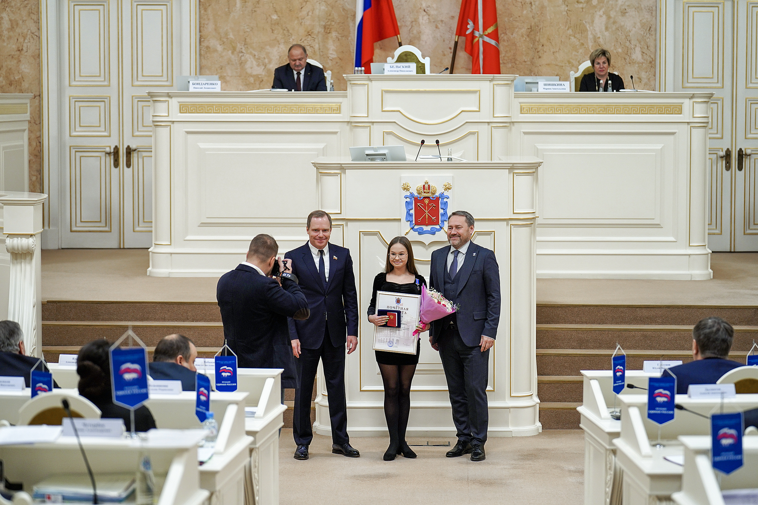 Петербургским школьникам вручили медали «За проявленное мужество»