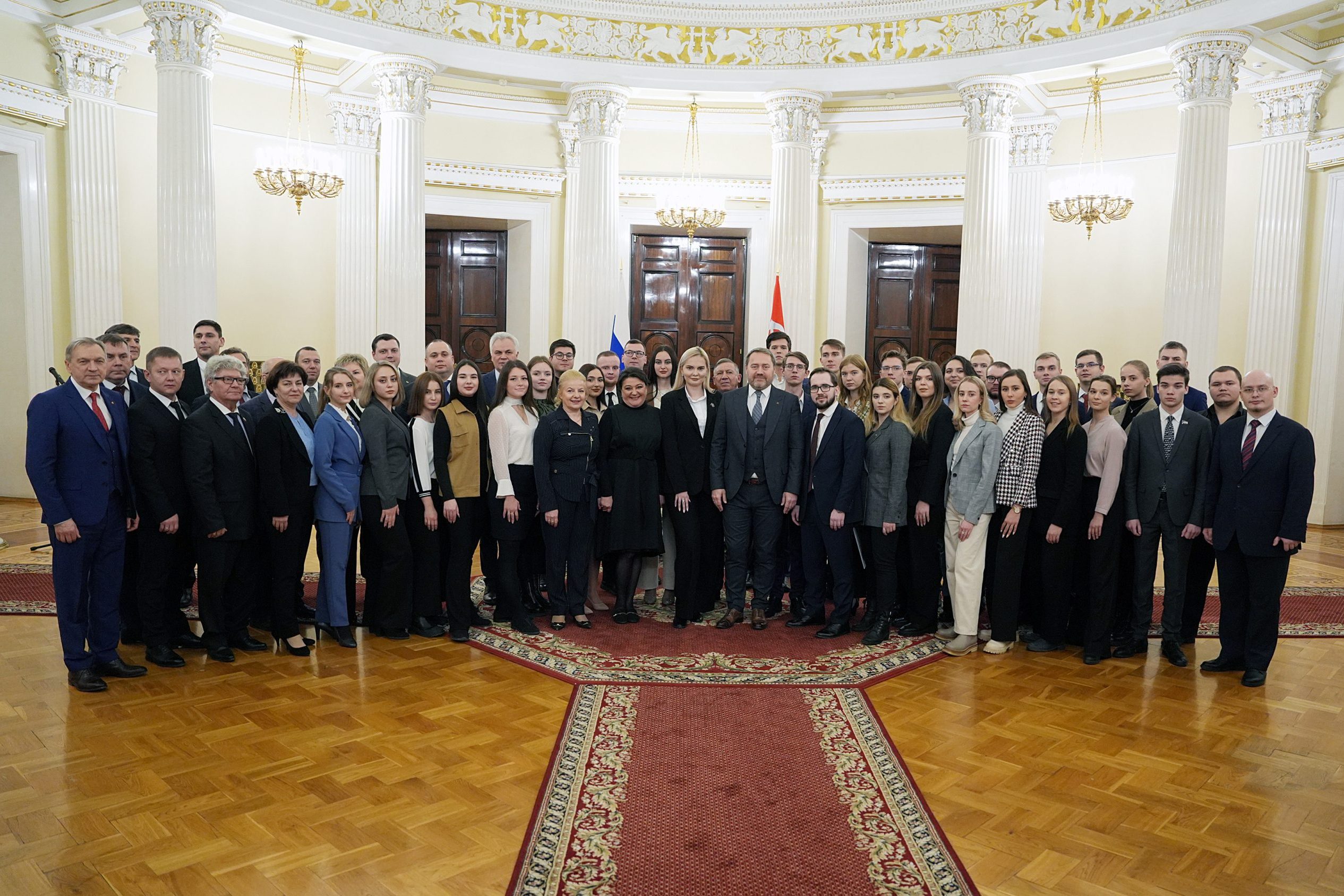 Молодежные парламенты Петербурга и ДНР заключили Соглашение о сотрудничестве