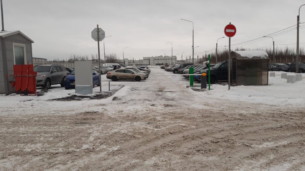 Продолжается развитие парковочного пространства в Санкт-Петербурге