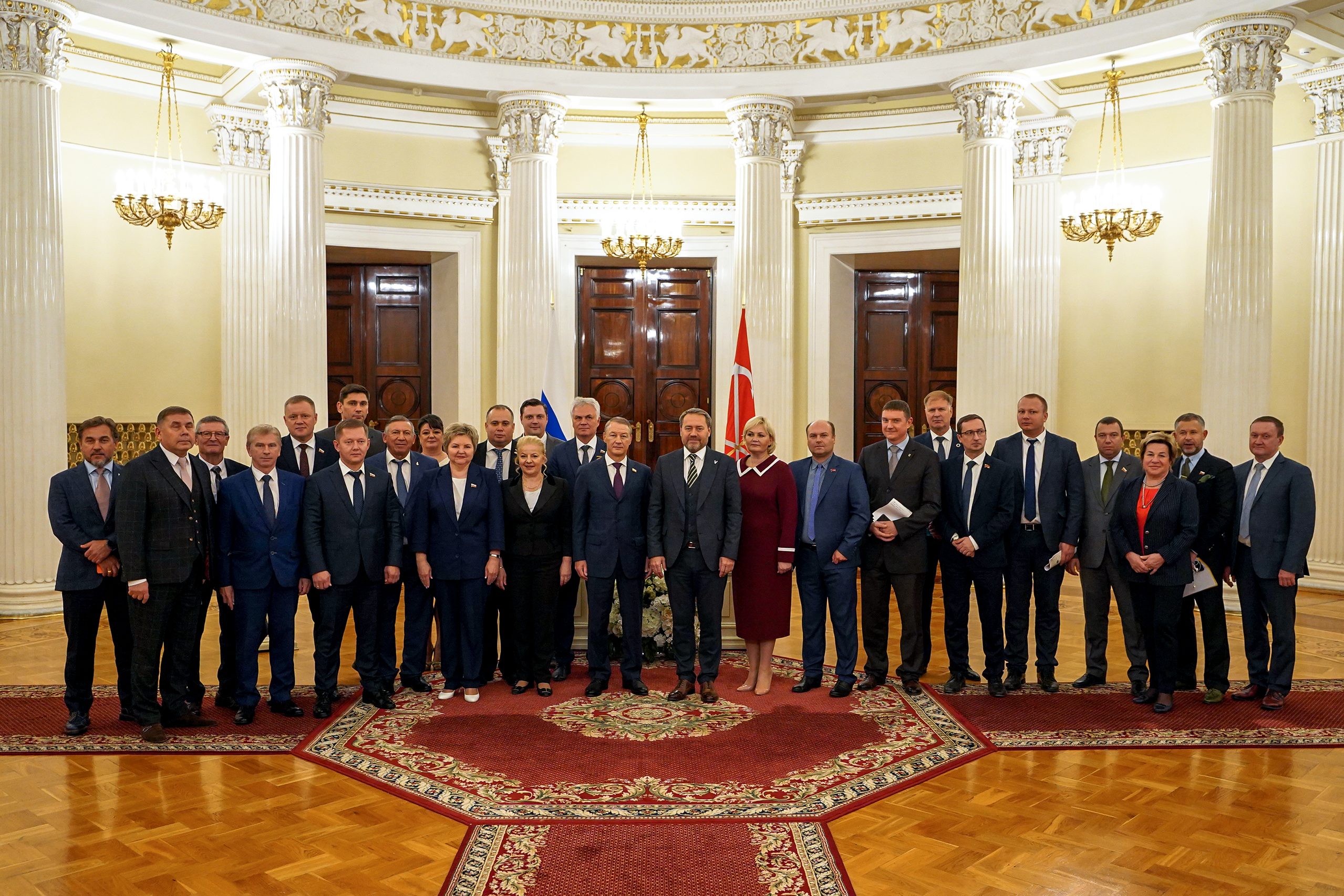 Петербургский парламент и Рязанская областная Дума подписали соглашение о сотрудничестве