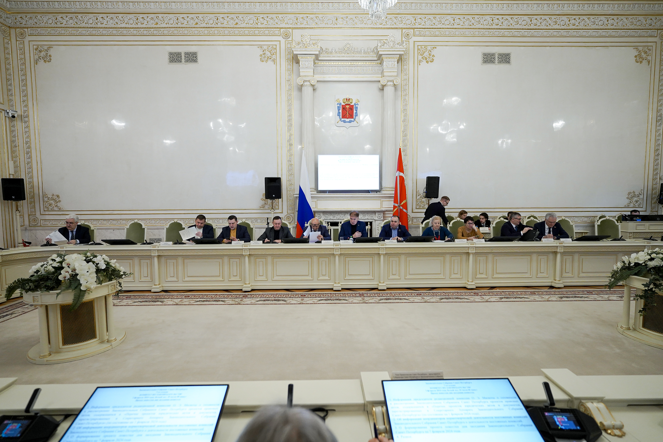 Петербургский парламент рассмотрит законопроект о новых нормативах минимальной обеспеченности населения торговыми объектами уже на следующем заседании