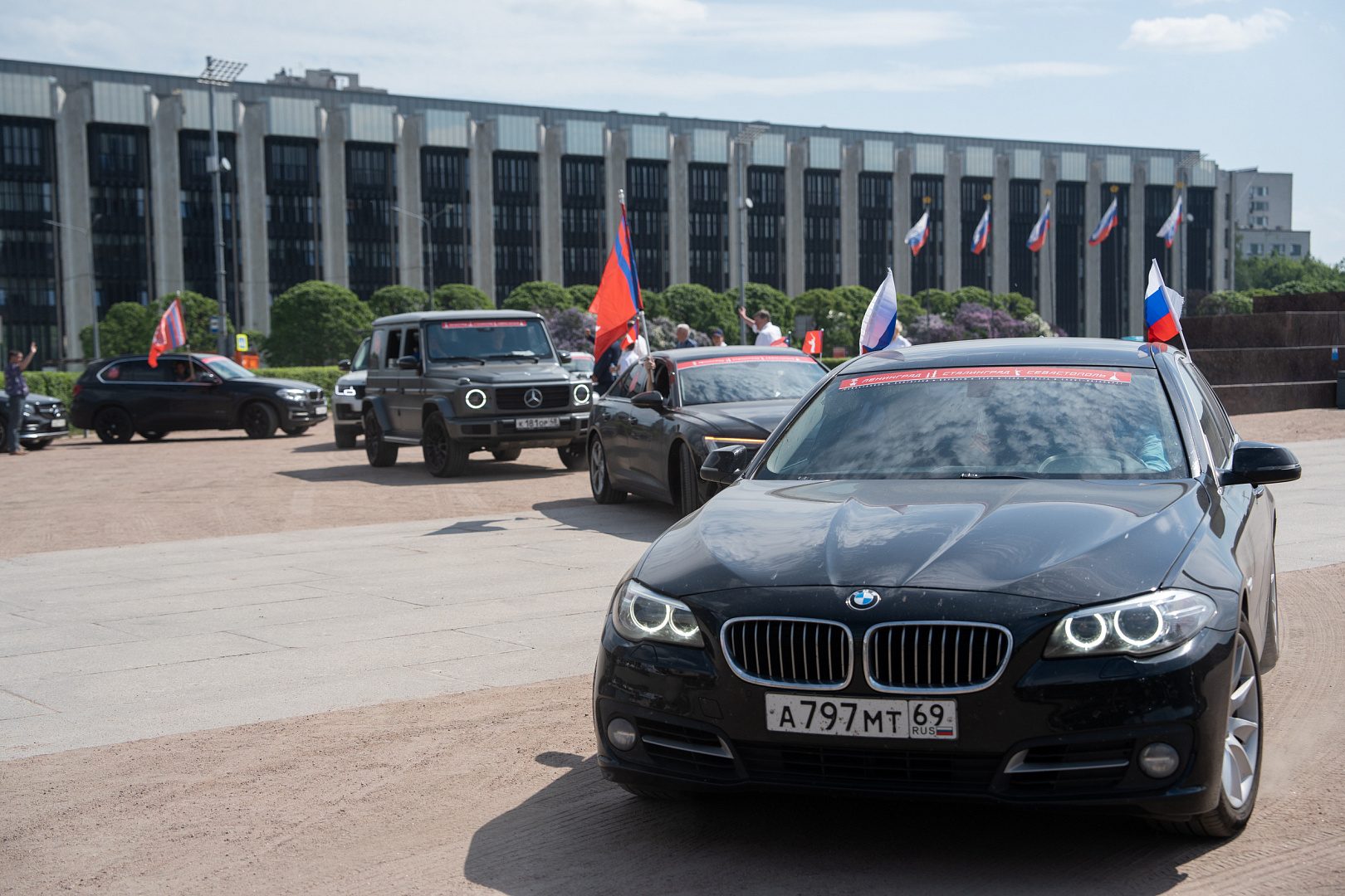 В Петербурге завершился межрегиональный автопробег «Сохраняя память – сохраним Отчизну»