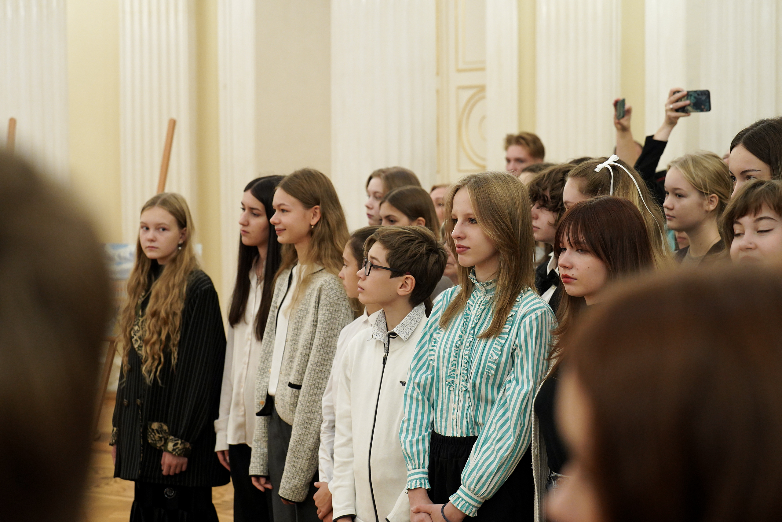 В Мариинском дворце открылась выставка детских рисунков, посвящённая 30-летию Законодательного Собрания Санкт-Петербурга