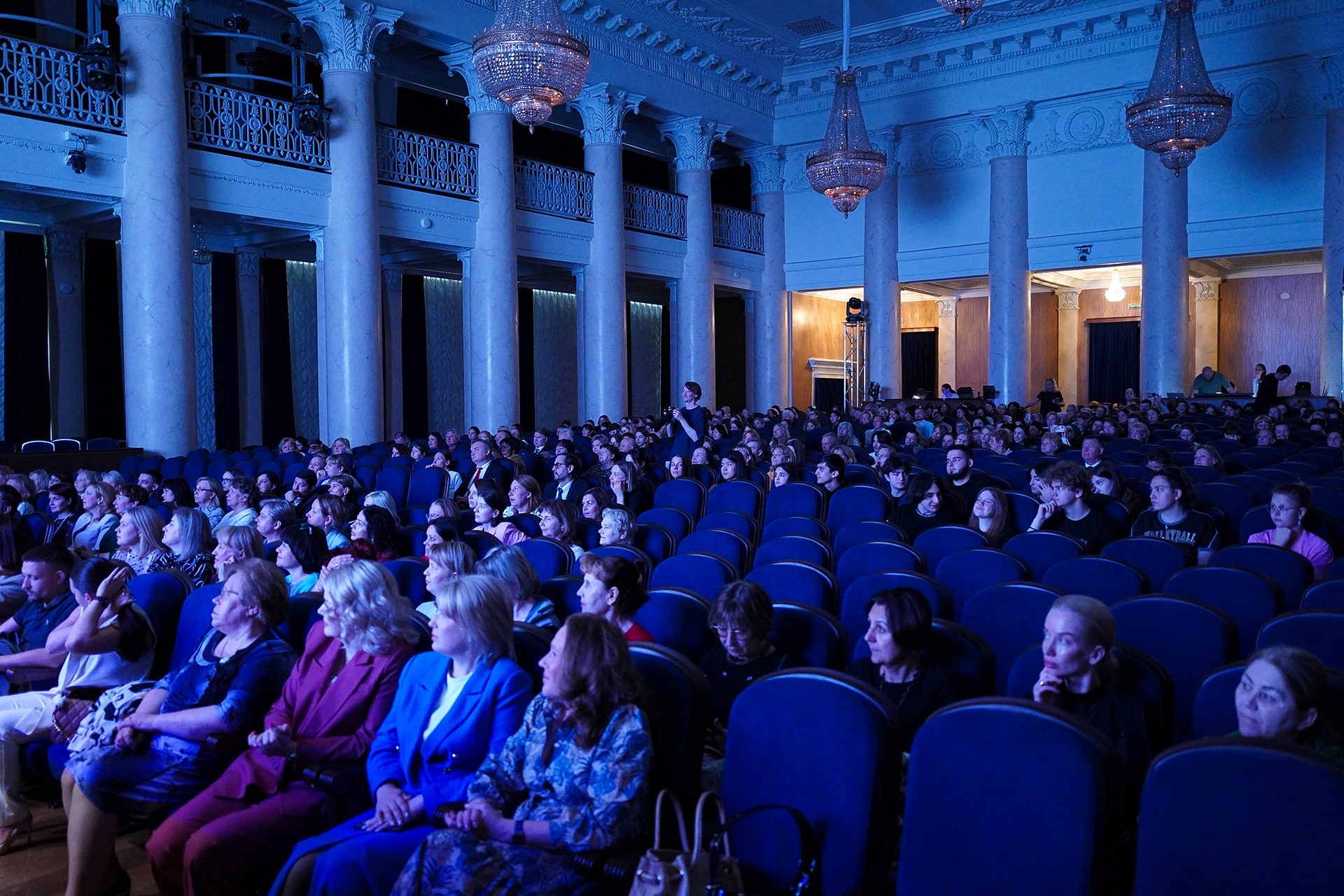 Петербург поздравляет медицинских работников!
