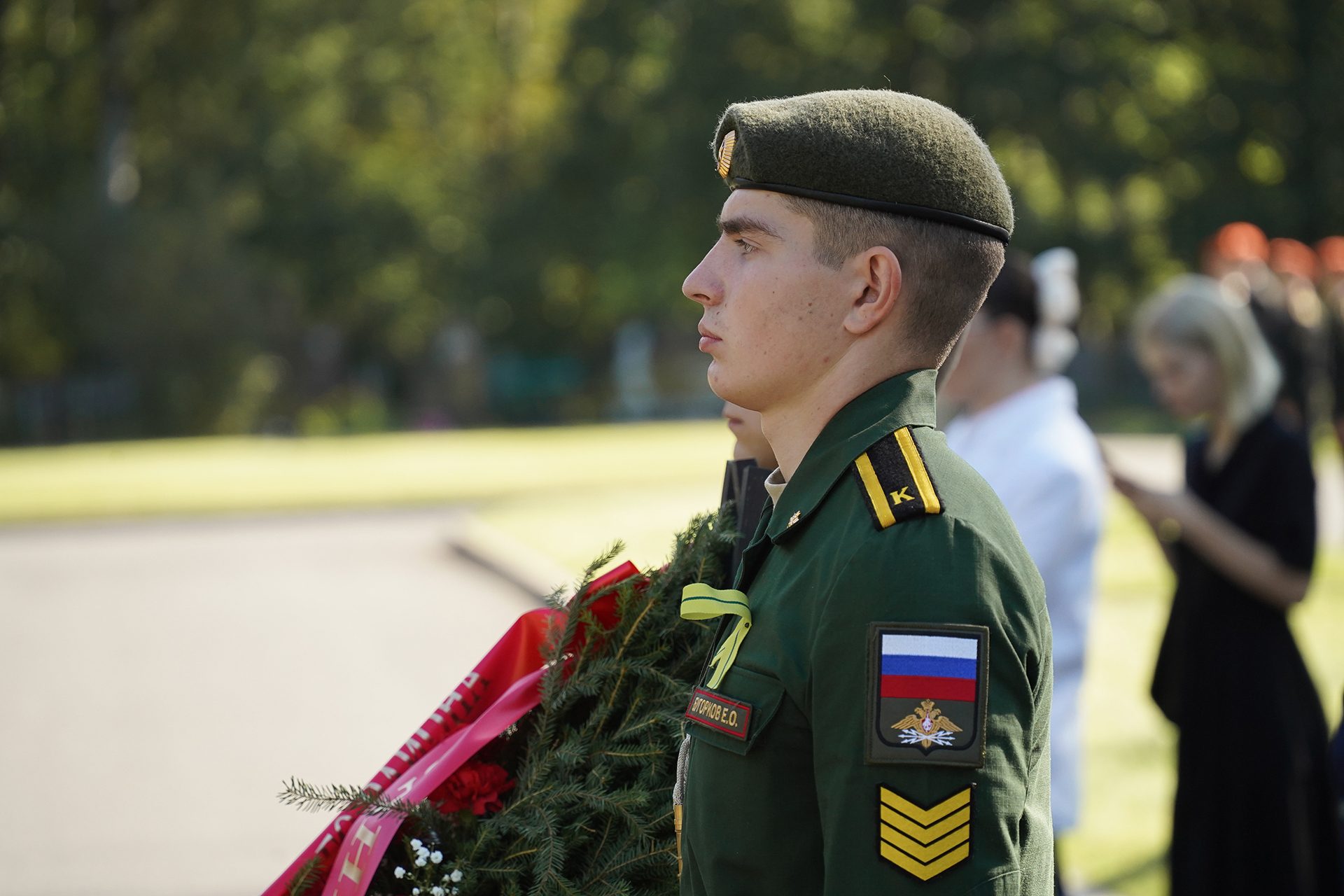 На Богословском кладбище почтили память жертв блокады Ленинграда
