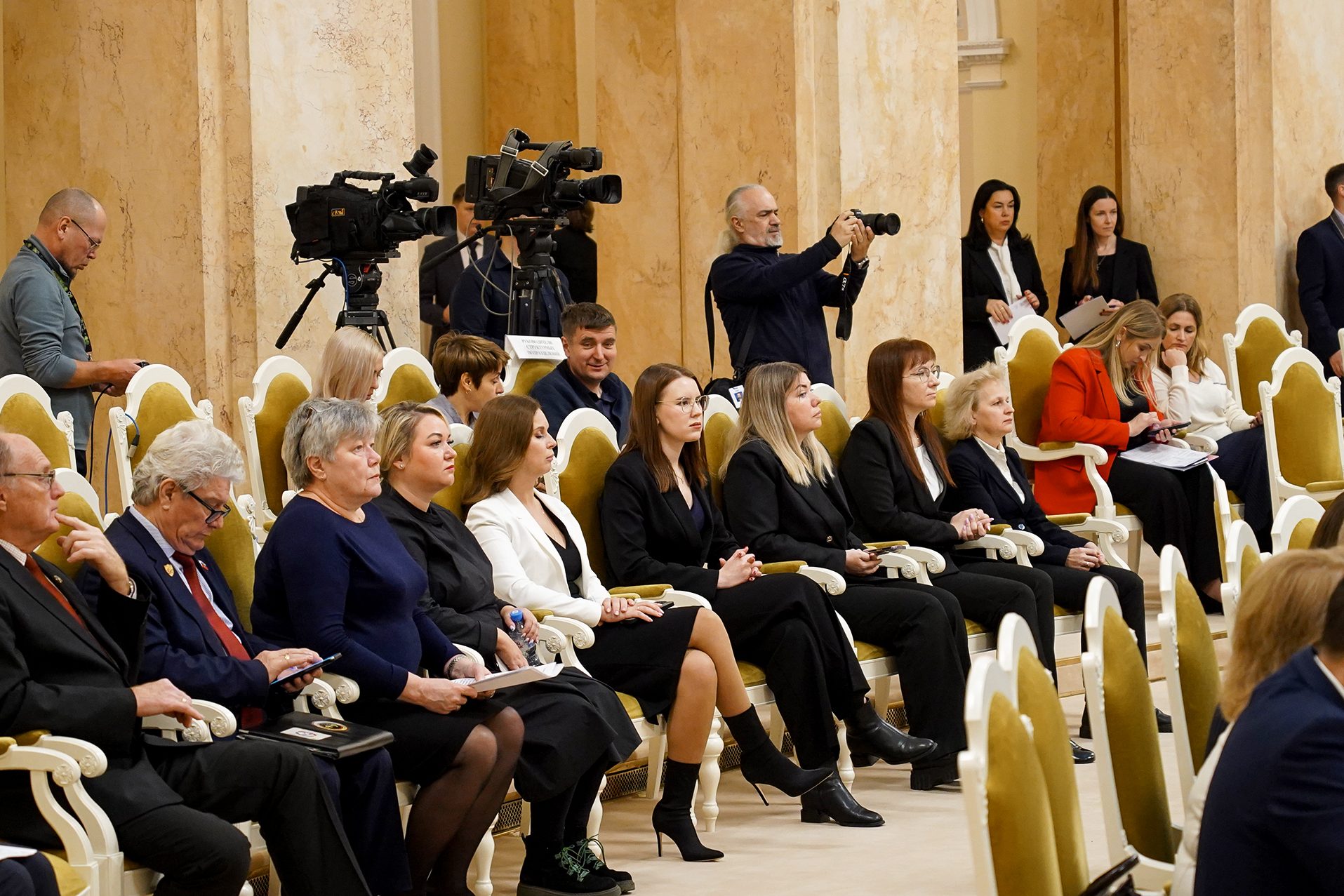22 октября 2025 года состоялось очередное заседание Законодательного Собрания Санкт-Петербурга