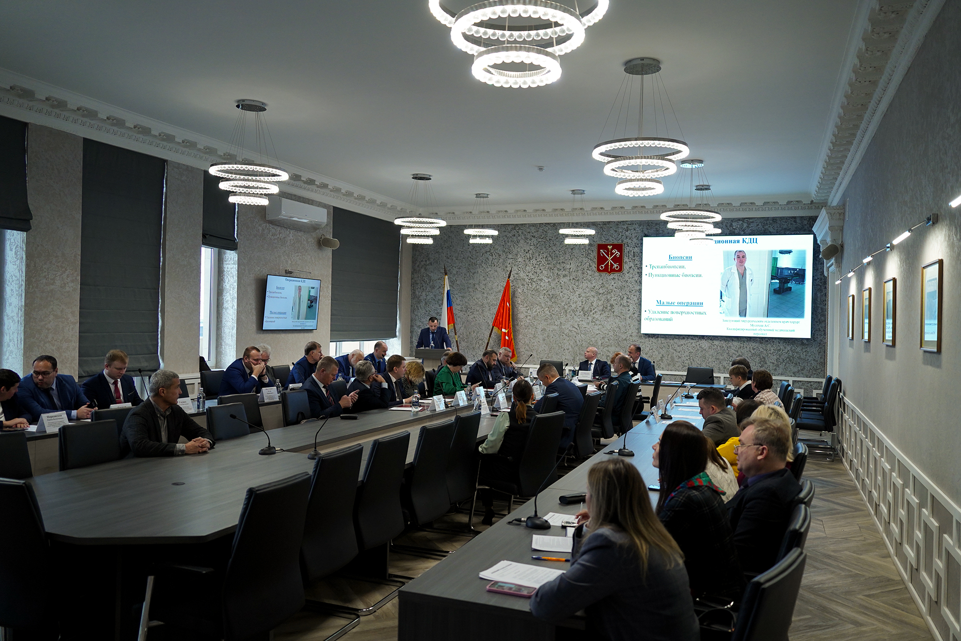 Коллегия администрации Калининского района обсудила ключевые вопросы жизнеобеспечения и развития