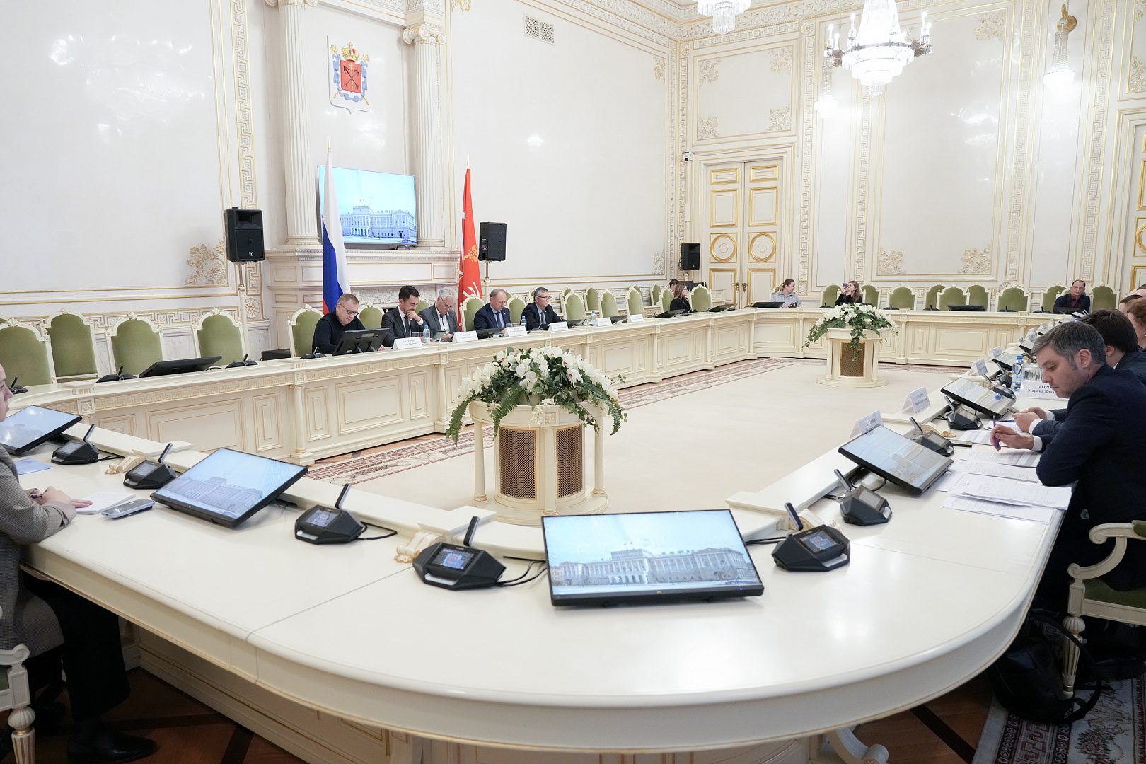 Расходы бюджета на компенсацию ЖКУ отдельным категориям граждан в 2026 году вырастут почти на 900 миллионов рублей