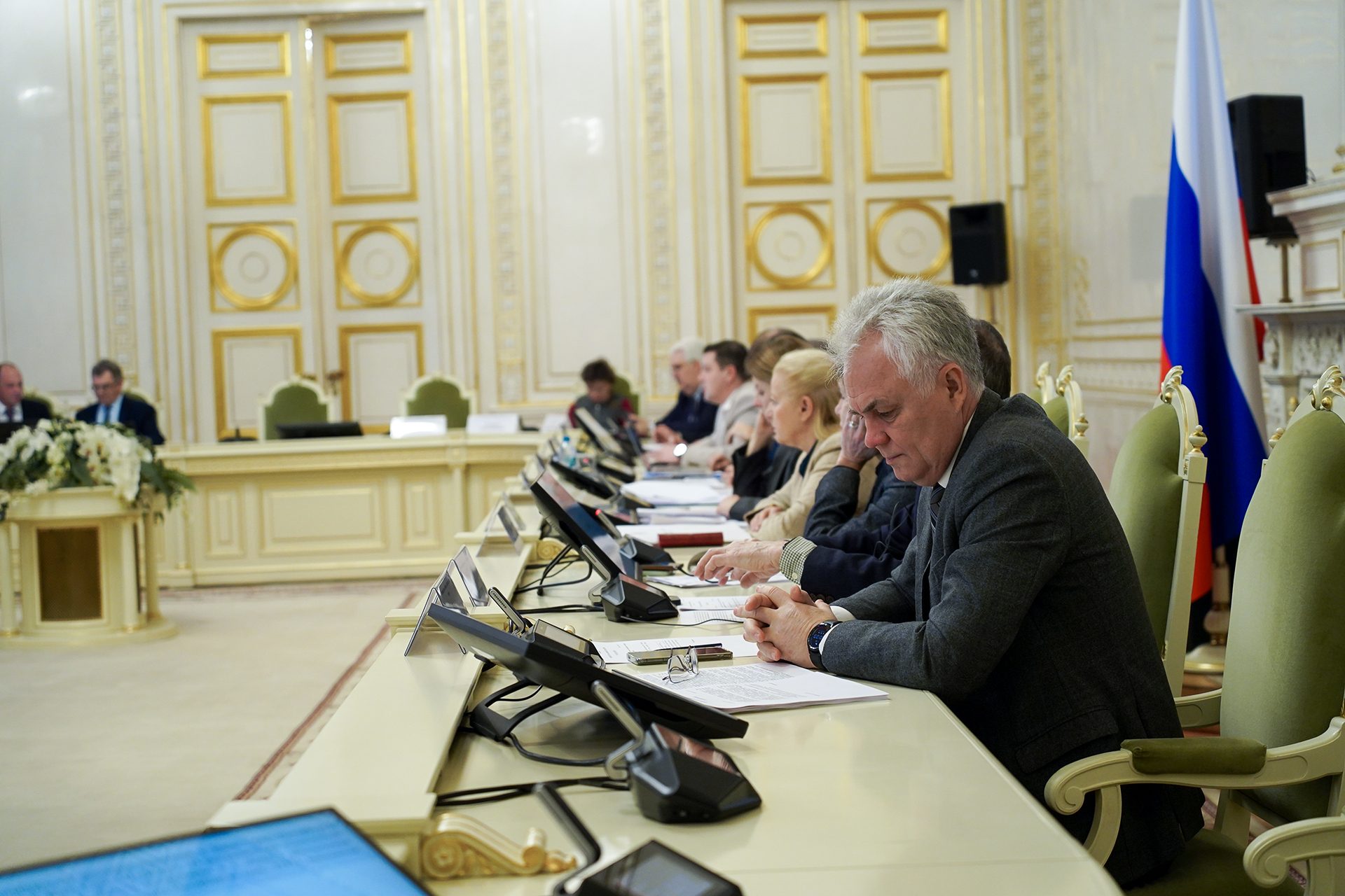 Преимущество зачисления в кадетские классы обсудили в городском Парламенте