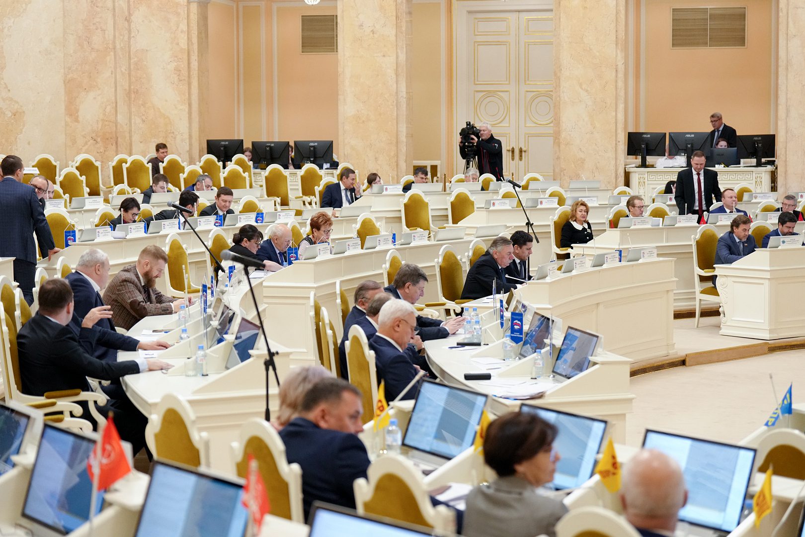 17 декабря 2025 года состоялось очередное заседание Законодательного Собрания Санкт-Петербурга 17 декабря 2025 года состоялось очередное заседание Законодательного Собрания Санкт-Петербурга