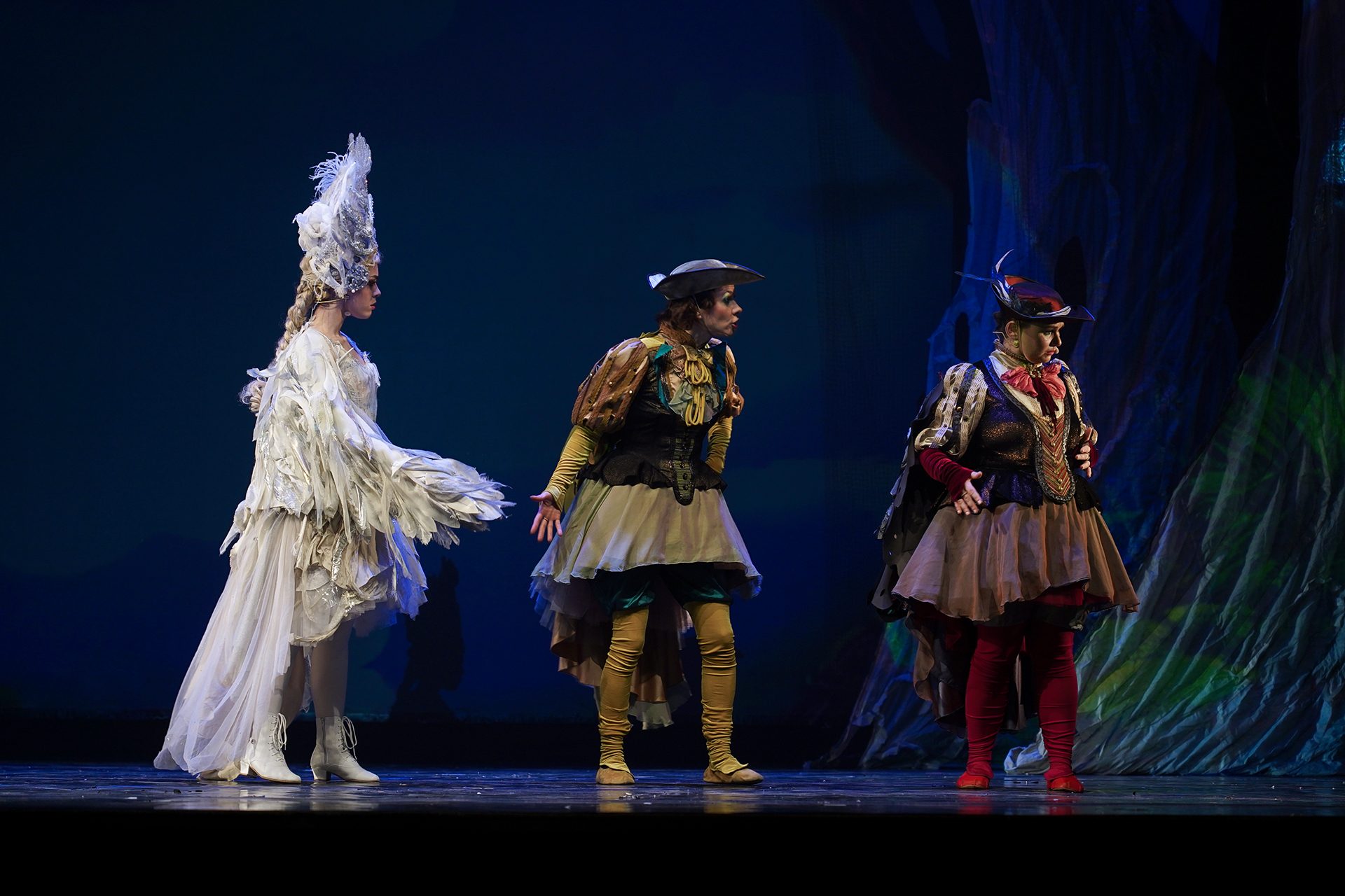 Выборгский дворец культуры пригласил зрителей в мир волшебства: состоялся показ музыкальной сказки «Сказ о серебряных крыльях»