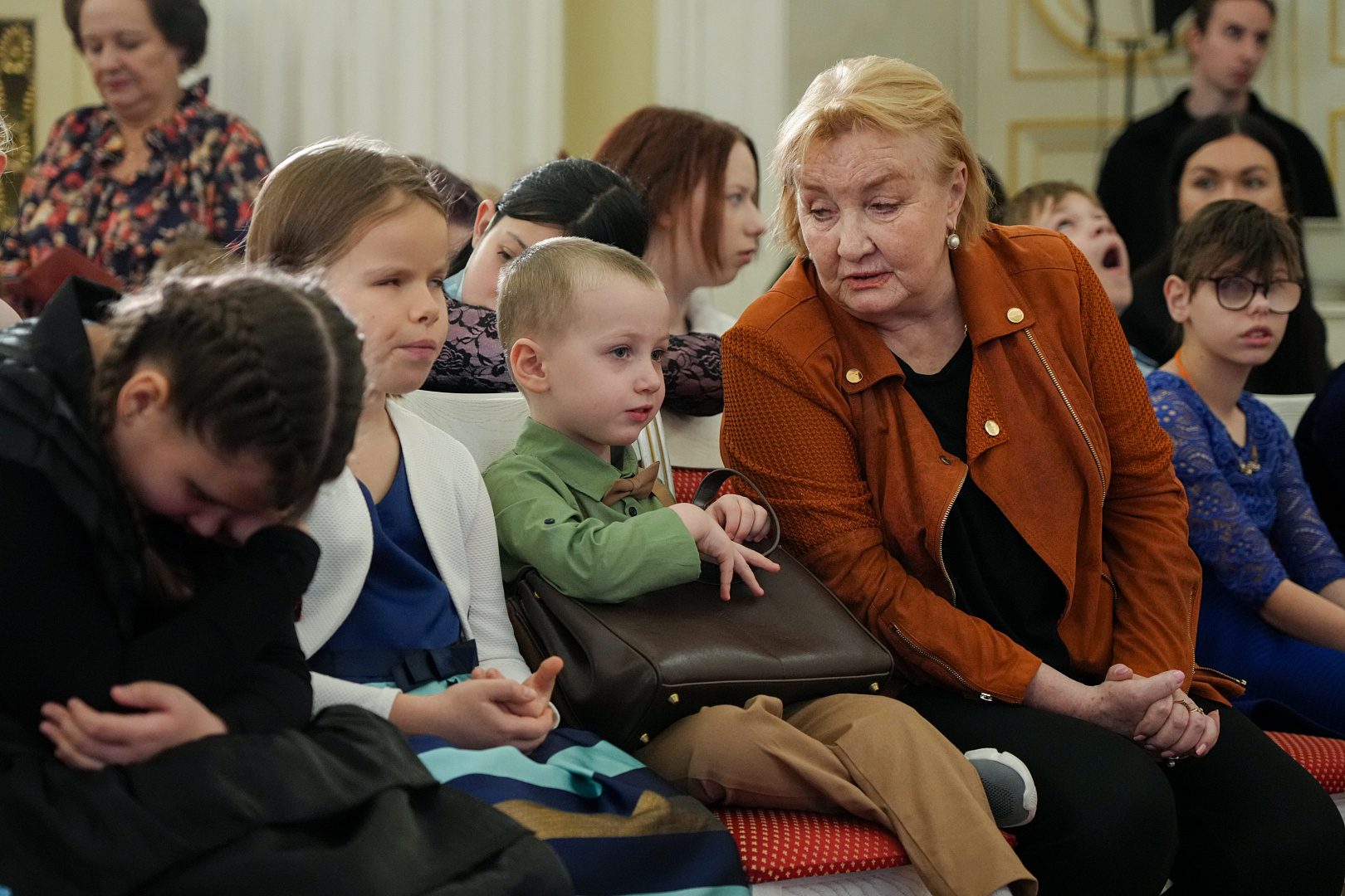 Новогоднее волшебство в Мариинском дворце: Сказка для юных петербуржцев!