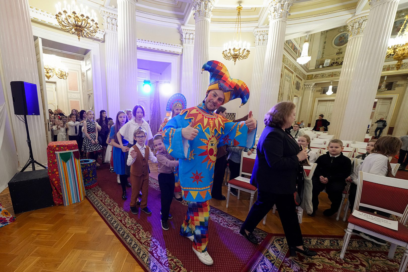 Новогоднее волшебство в Мариинском дворце: Сказка для юных петербуржцев!