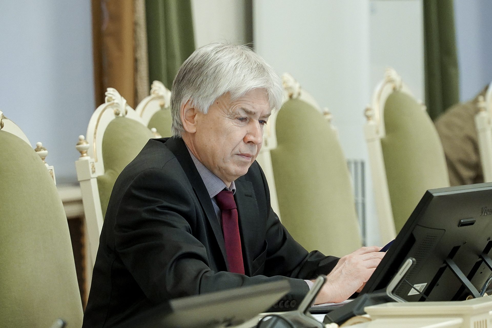 Депутаты предлагают обеспечить государственную поддержку развития технологических компаний города