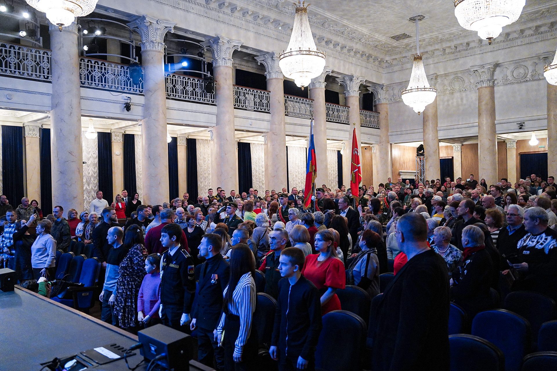 Санкт-Петербург отметил День защитника Отечества концертом в зале «У Финляндского»