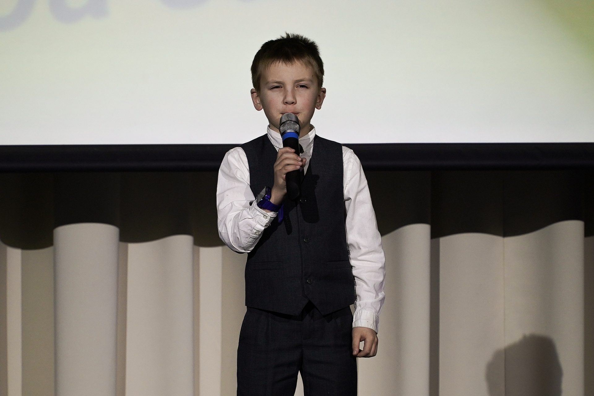 В муниципальном округе Прометей прошел концерт, посвященный Дню полного освобождения Ленинграда и Дню Великой Победы