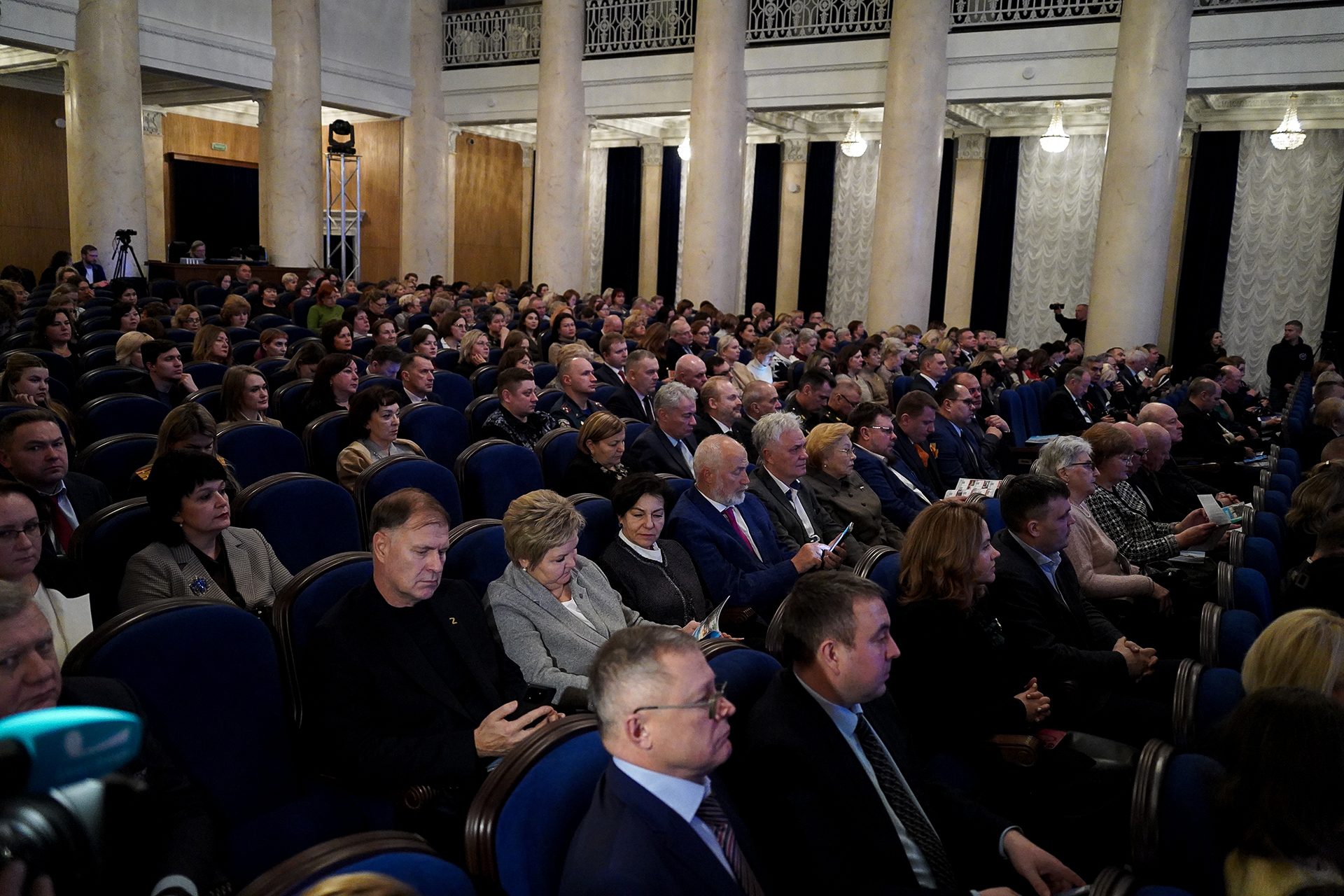 Развитие в интересах жителей: в Калининском районе подвели итоги 2025 года