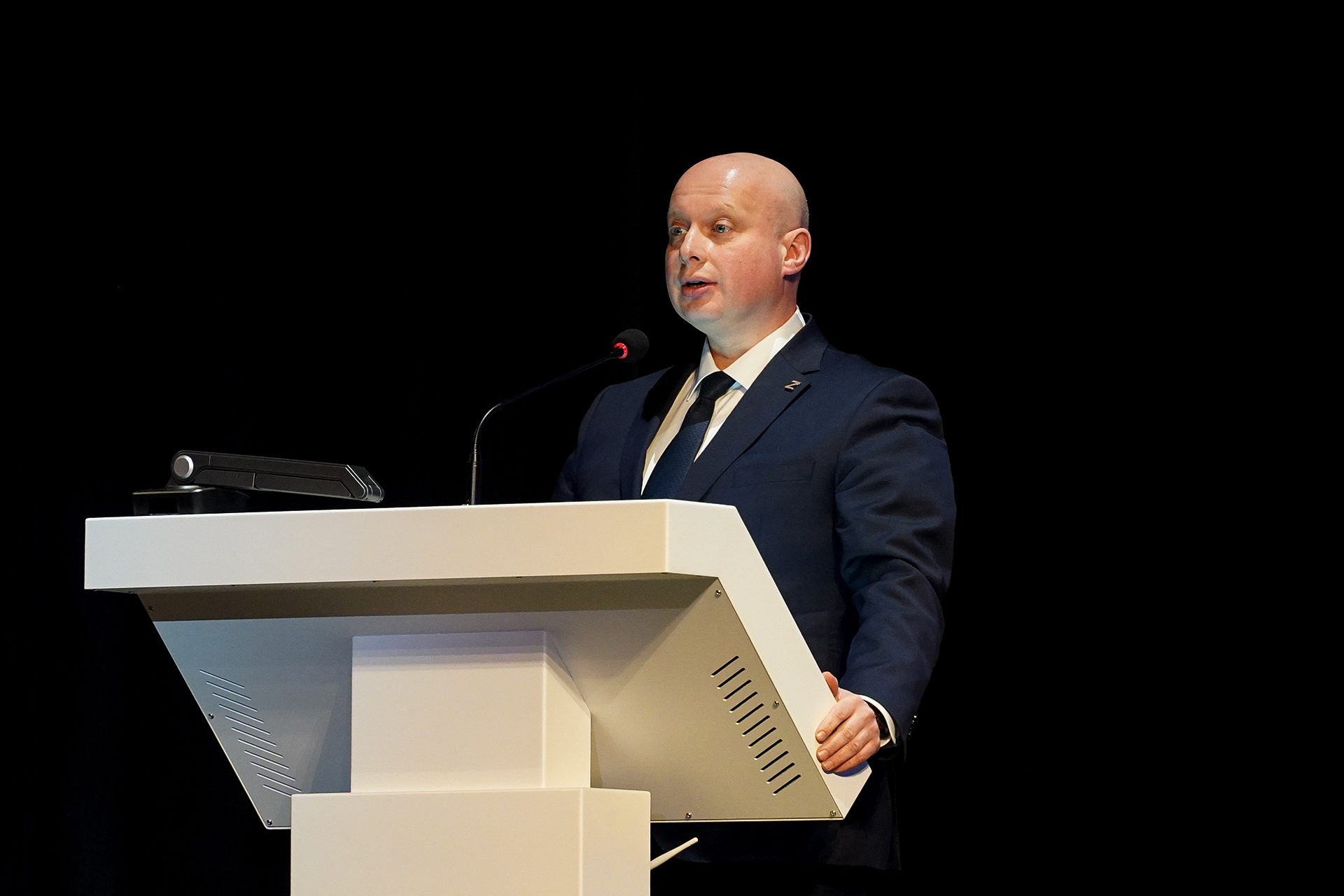 Развитие в интересах жителей: в Калининском районе подвели итоги 2025 года