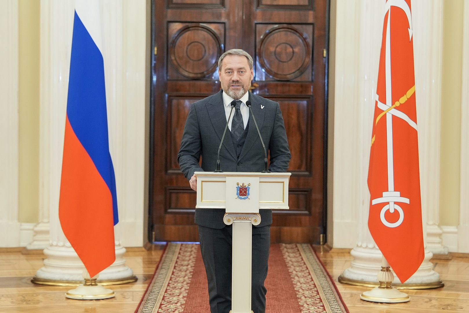 В Мариинском дворце чествовали победителей юбилейного конкурса «Кадет года-2026» В Мариинском дворце чествовали победителей юбилейного конкурса «Кадет года-2026»