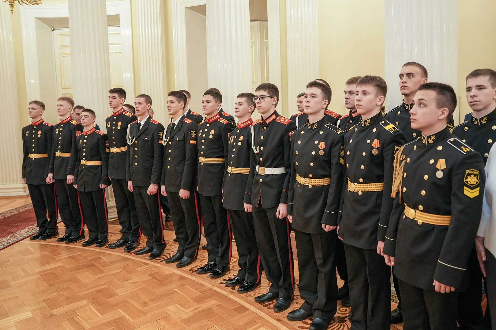 В Мариинском дворце чествовали победителей юбилейного конкурса «Кадет года-2026» В Мариинском дворце чествовали победителей юбилейного конкурса «Кадет года-2026»