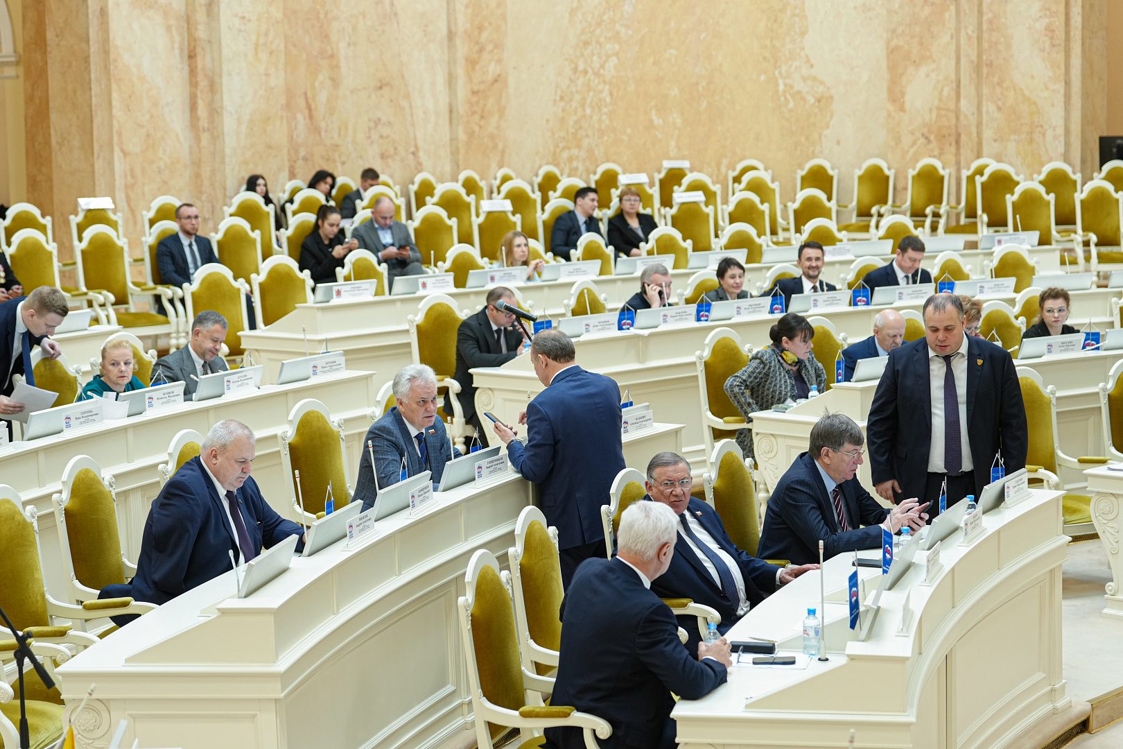 15 апреля 2026 года состоялось очередное заседание Законодательного Собрания Санкт-Петербурга.