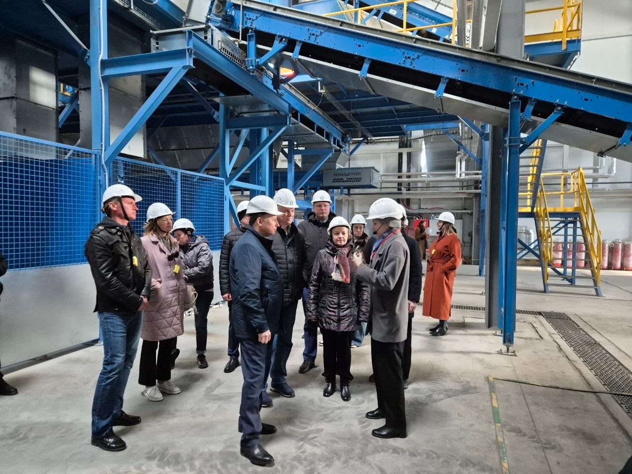 Комиссия по городскому хозяйству проверила работу комплекса по переработке отходов «Островский»