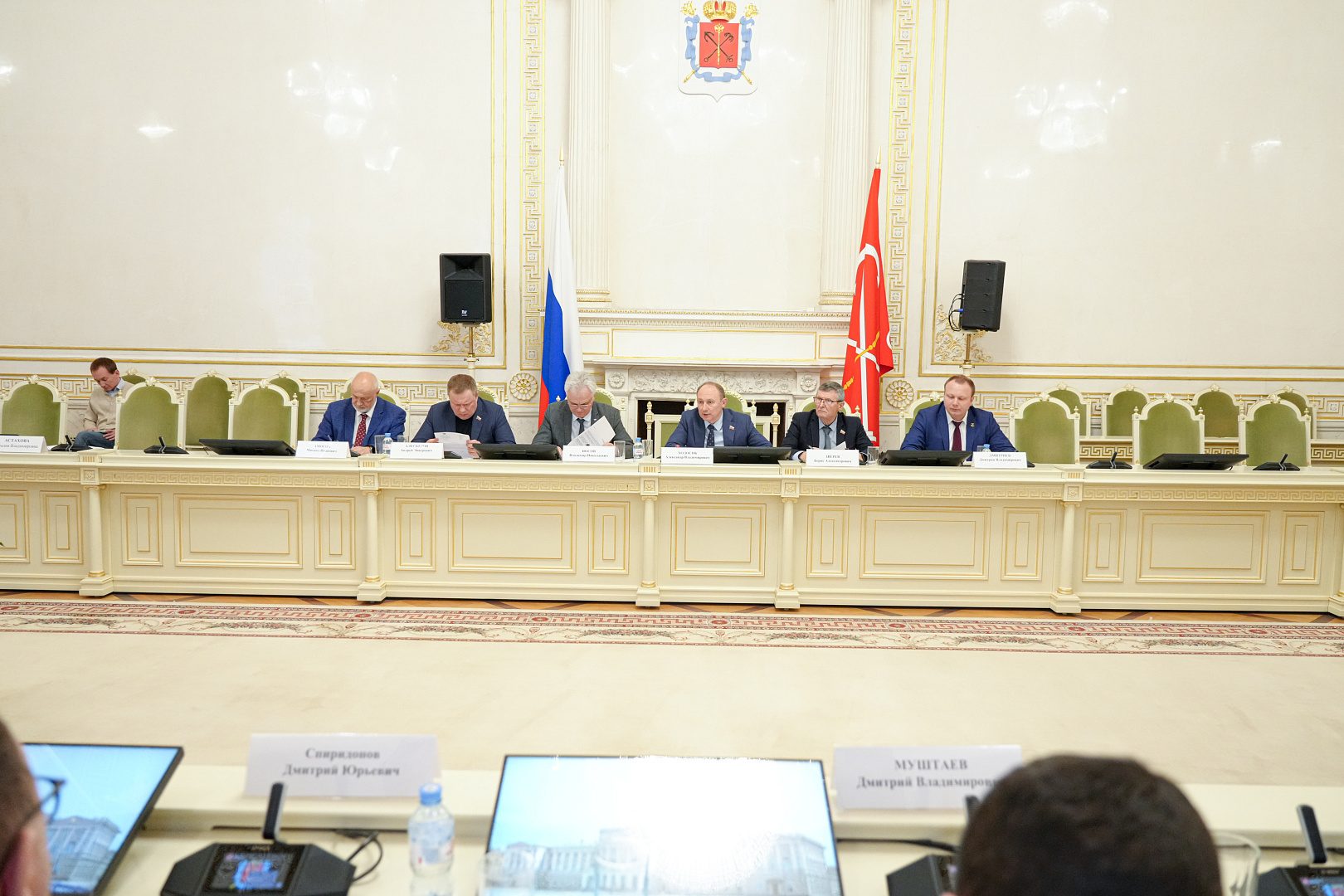 В Законодательном Собрании обсудили меры по защите прав собственников жилья и вопросы городской среды