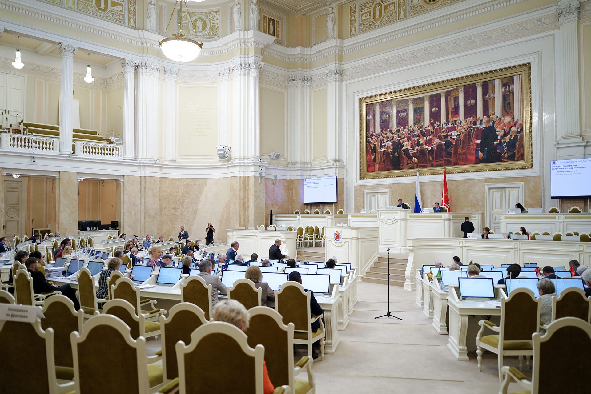 24 июня 2026 года состоялось очередное заседание Законодательного Собрания Санкт-Петербурга