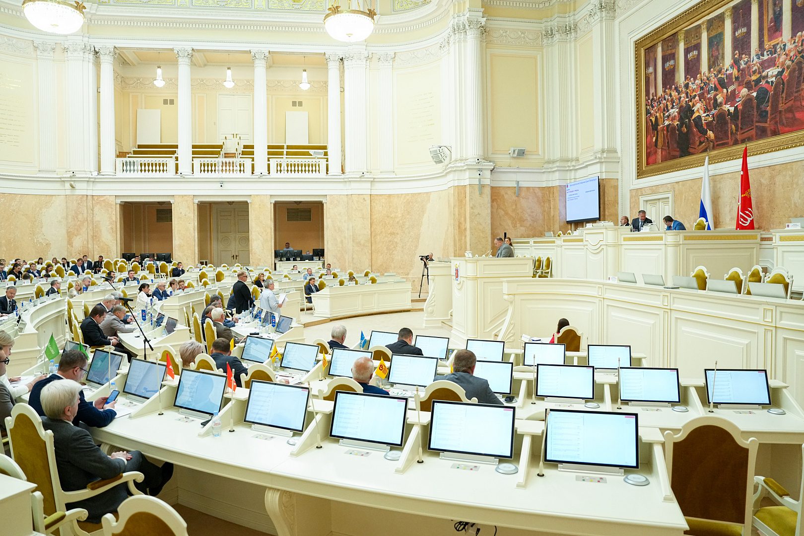 1 июля 2026 года состоялось очередное заседание Законодательного Собрания Санкт-Петербурга 7 созыва