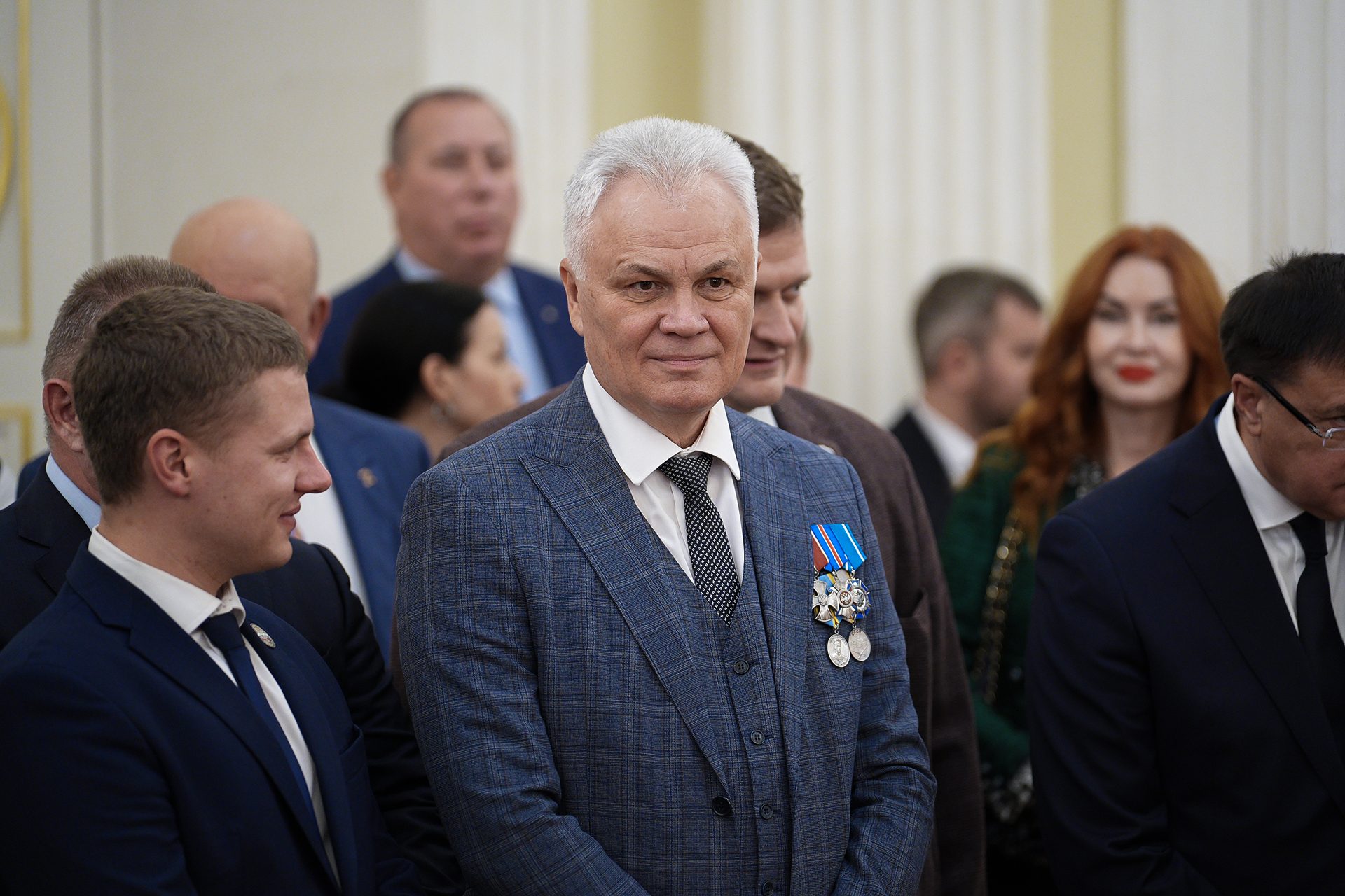 Депутатам Законодательного Собрания Санкт-Петербурга VIII созыва вручили официальные удостоверения