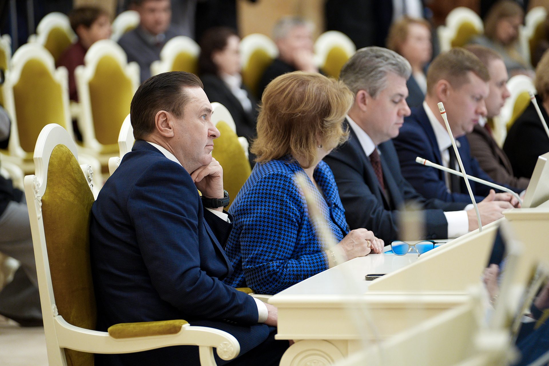 14 октября 2026 года состоялось очередное заседание Законодательного Собрания Санкт-Петербурга